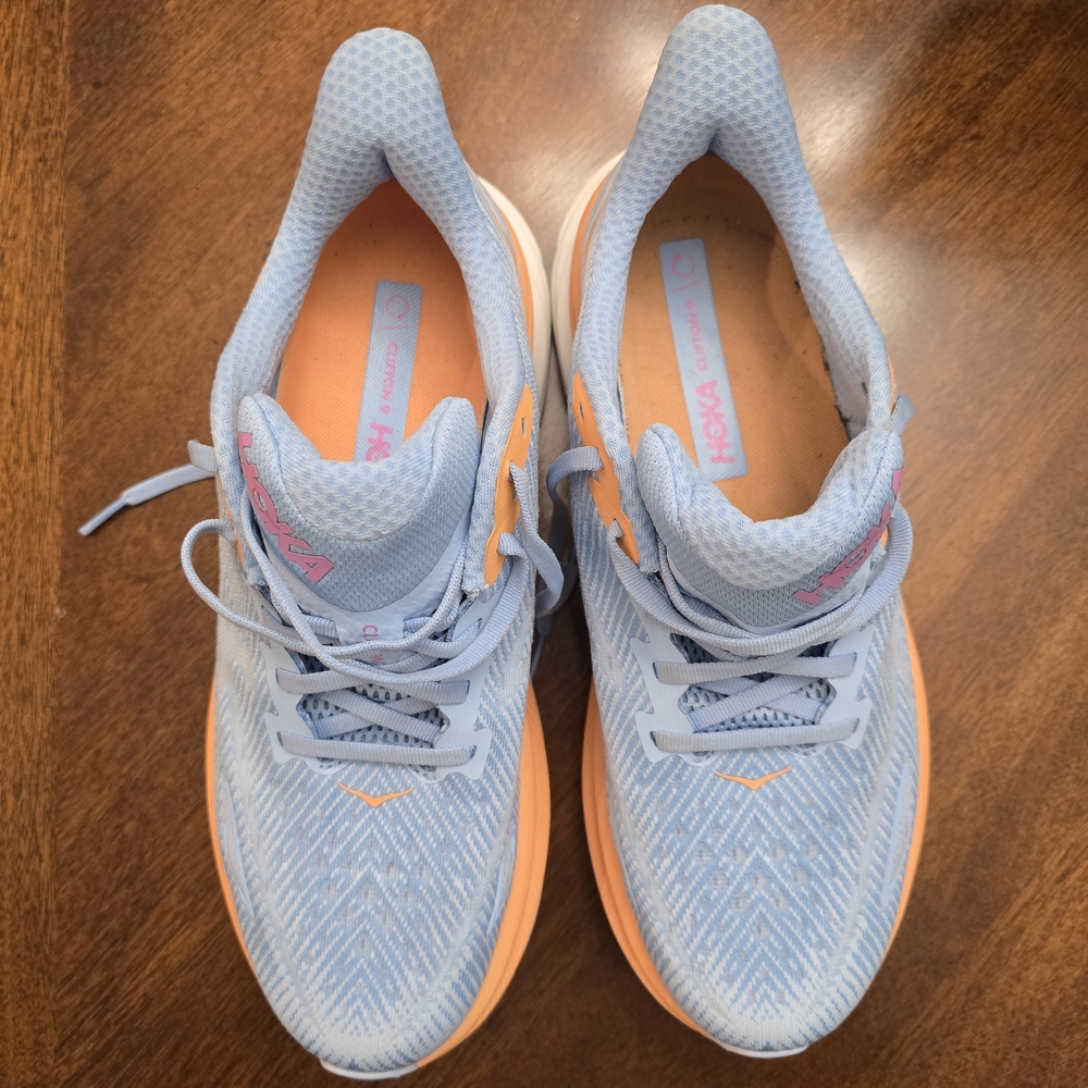 Hoka Women's Clifton 9 Sneaker, Airy Blue/Ice Water - Picture 3 of 6